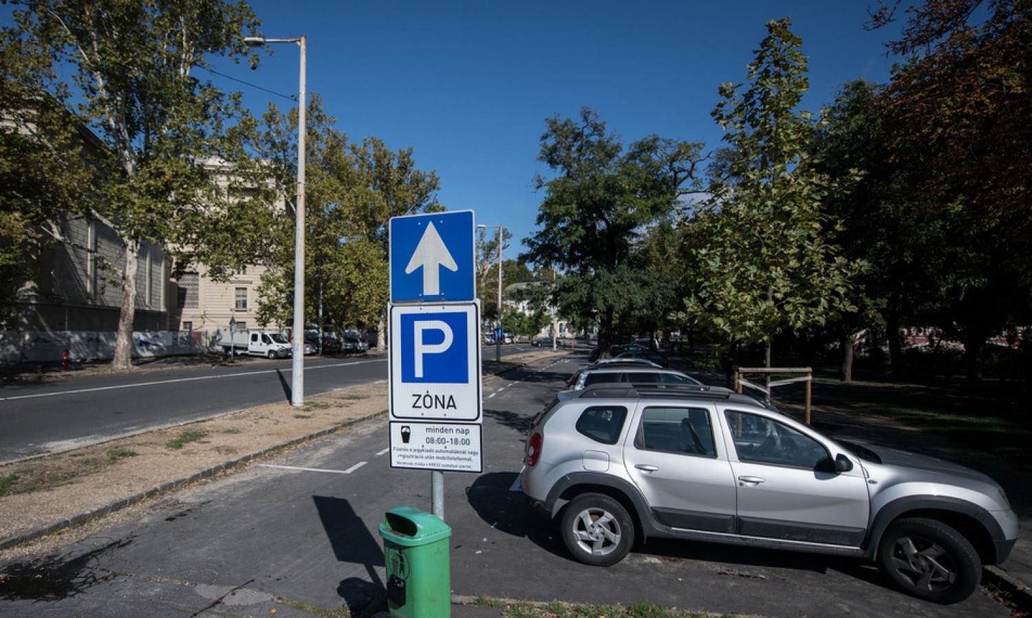 Végre ingyenes lesz a közterületi parkolás!