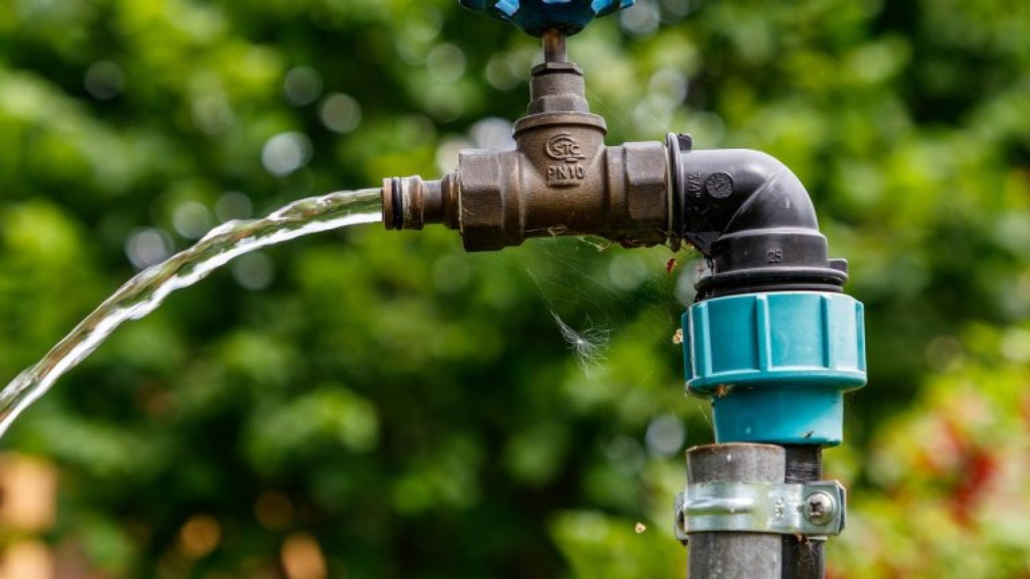 KRITIKUS A HELYZET: Már több településen korlátozzák a vízfogyasztást