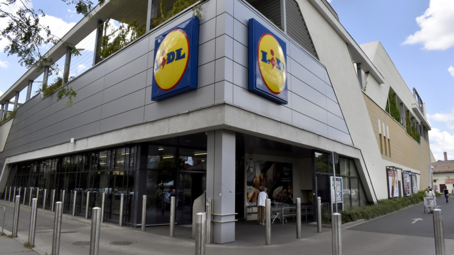 Csak nyugdíjasoknak szóló kivételes kedvezményeket jelentett be a Lidl