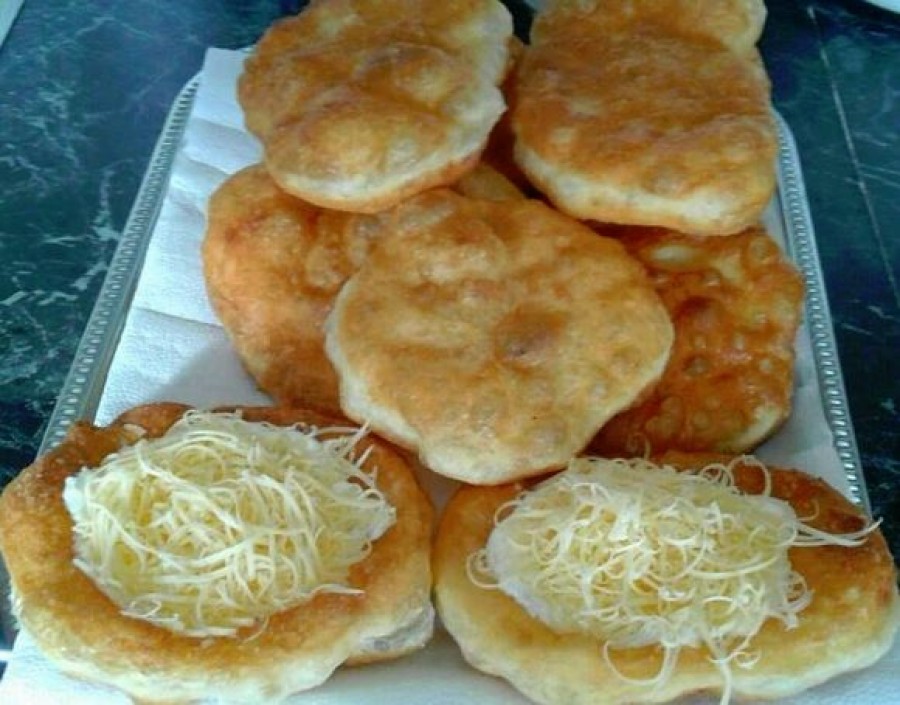  Így készül a házi kefires hűtős lángos